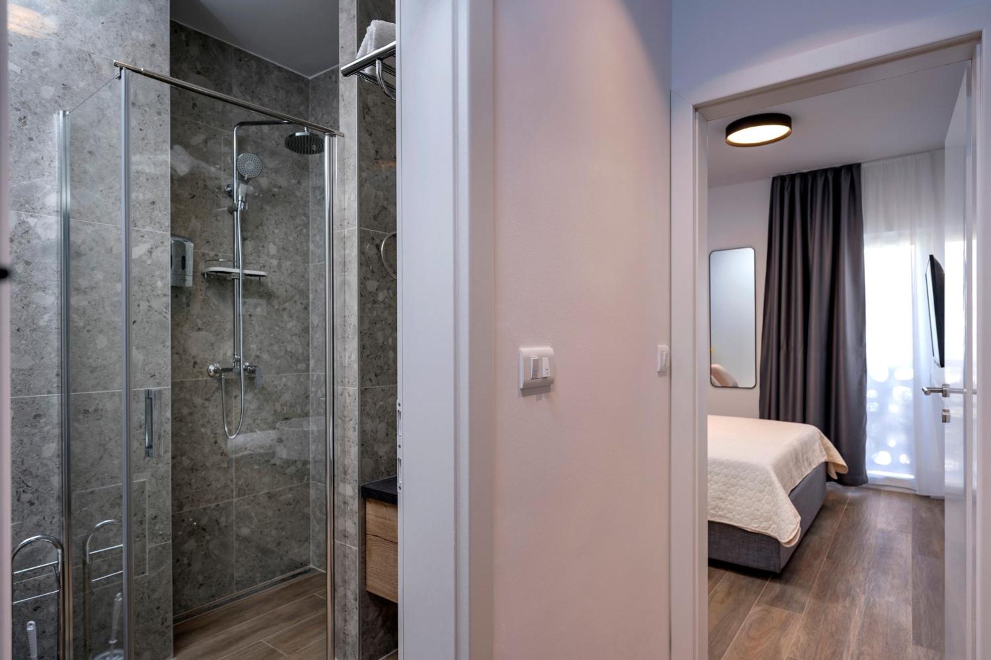 Modern, 2 Bedroom Apartment フヴァル エクステリア 写真